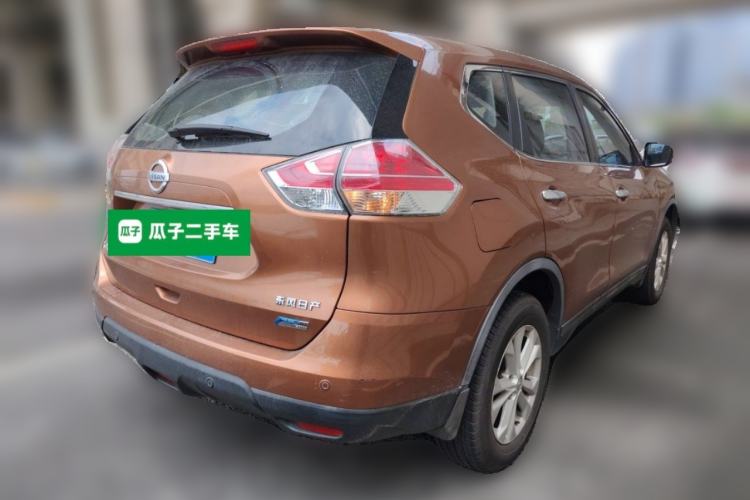 Used Nissan X-Trail 2014 2.0L CVT Fashion Edition 2WD Rear Right 45 Deg