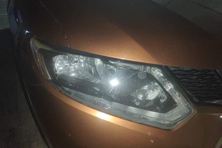 Used Nissan X-Trail 2014 2.0L CVT Comfort Edition 2WD Right Front Headlight