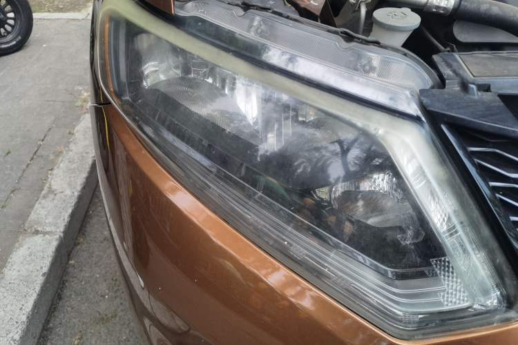 Used Nissan X-Trail 2014 2.0L CVT Smart Edition 2WD Right Front Headlight