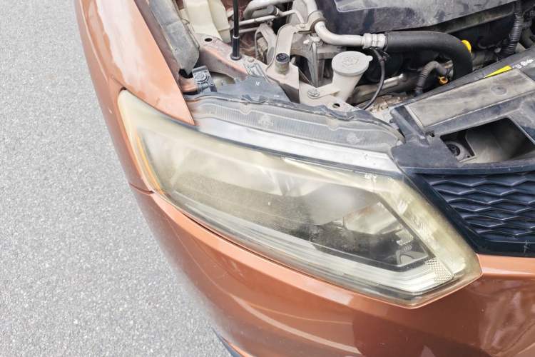 Used Nissan X-Trail 2014 2.0L CVT Comfort Edition 2WD Right Front Headlight