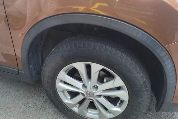 Used Nissan X-Trail 2014 2.0L CVT Smart Edition 2WD Right Front Wheel Hub