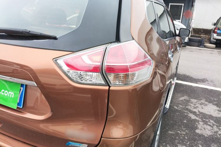 Used Nissan X-Trail 2014 2.5L CVT Leading Edition 4WD Right Rear Taillight
