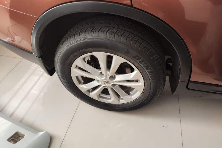 Used Nissan X-Trail 2014 2.0L CVT Comfort Edition 2WD Right Rear Wheel Hub