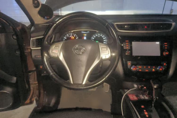 Used Nissan X-Trail 2014 2.0L CVT Smart Edition 2WD Steering Wheel