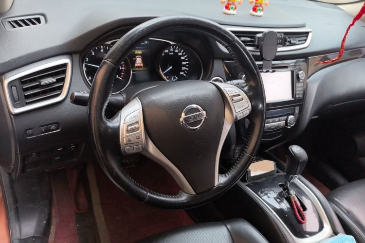Used Nissan X-Trail 2014 2.5L CVT Ultimate Edition 4WD Steering Wheel