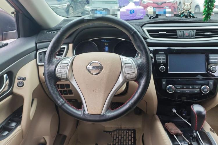 Used Nissan X-Trail 2014 2.0L CVT Comfort Edition 2WD Steering Wheel