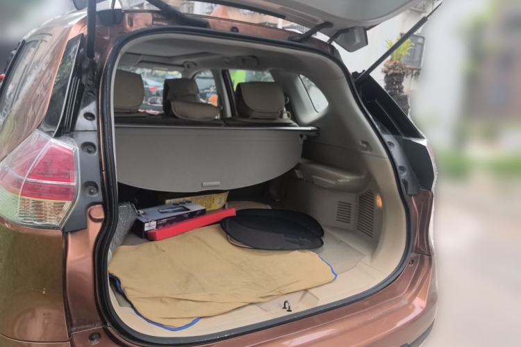 Used Nissan X-Trail 2014 2.0L CVT Comfort Edition 2WD Trunk