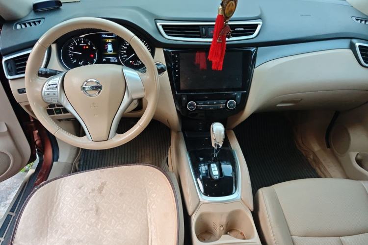 Used Nissan X-Trail 2014 2.0L CVT Comfort Edition 2WD Center Console