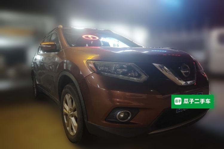 Used Nissan X-Trail 2014 2.0L CVT Smart Edition 2WD Front Right 45 Deg