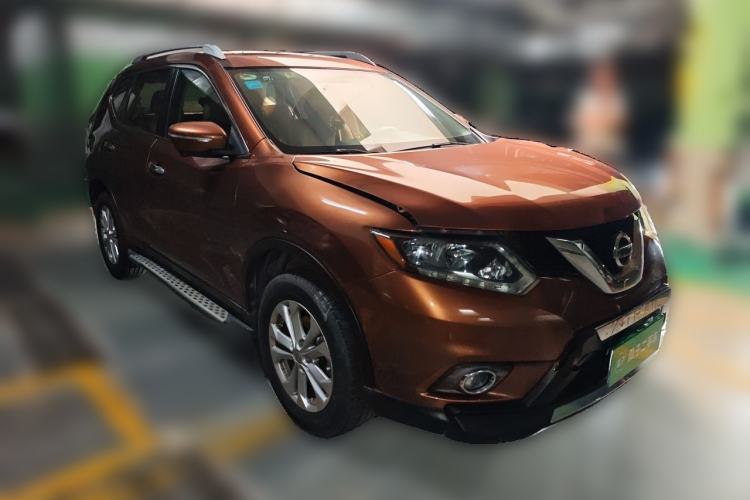Used Nissan X-Trail 2014 2.0L CVT Comfort Edition 2WD Front Right 45 Deg
