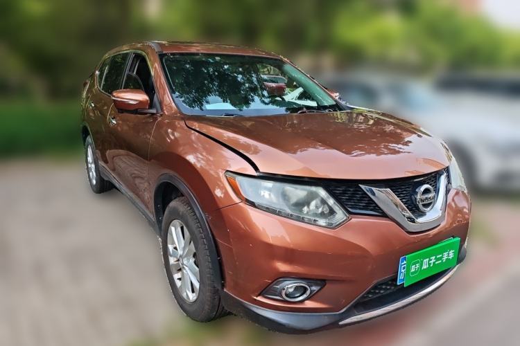Used Nissan X-Trail 2014 2.0L CVT Comfort Edition 2WD Front Right 45 Deg