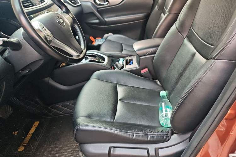 Used Nissan X-Trail 2014 2.0L CVT Comfort Edition 2WD Left Front Seat