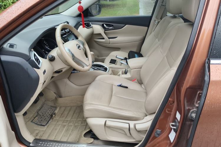Used Nissan X-Trail 2014 2.0L CVT Comfort Edition 2WD Left Front Seat