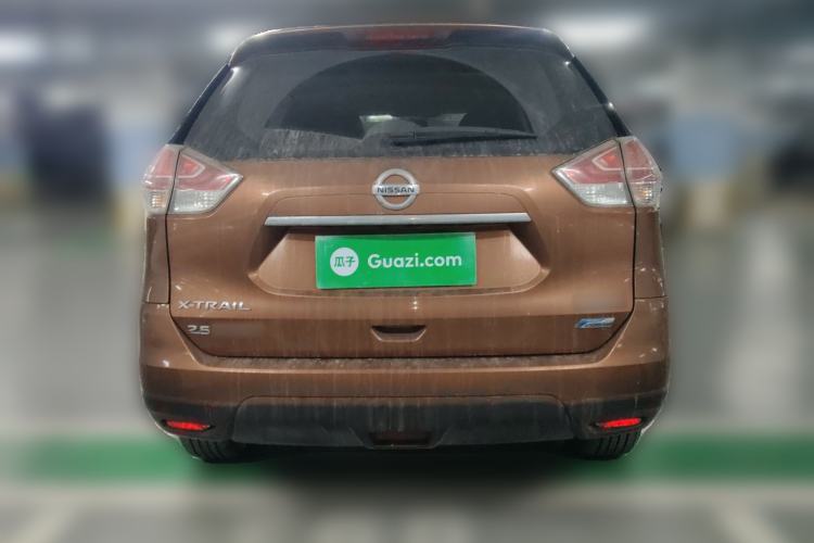 Used Nissan X-Trail 2014 2.5L CVT Luxury Edition 4WD Rear