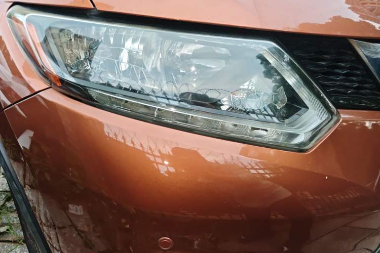 Used Nissan X-Trail 2014 2.0L CVT Comfort Edition 2WD Right Front Headlight