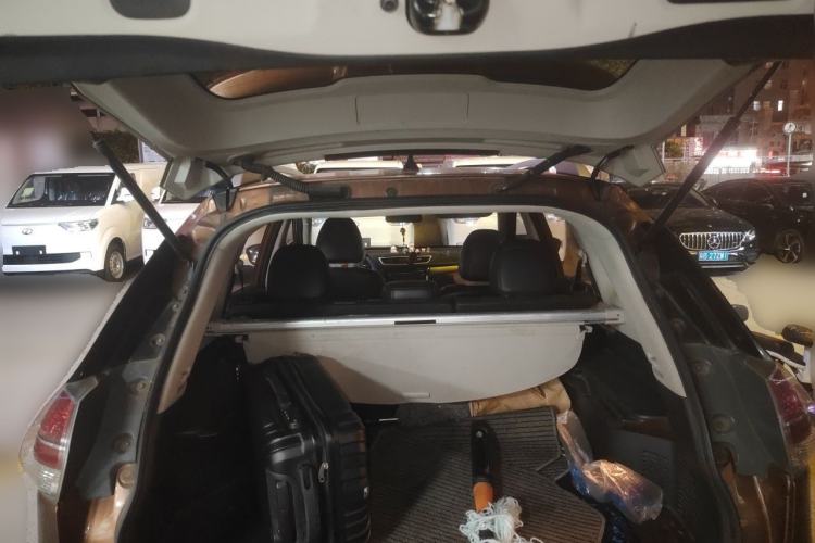 Used Nissan X-Trail 2014 2.0L CVT Smart Edition 2WD Trunk