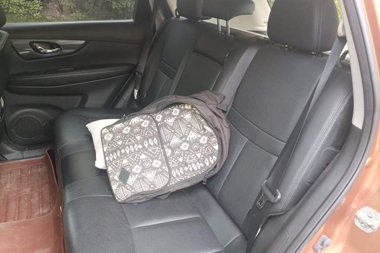 Used Nissan X-Trail 2014 2.5L CVT Luxury Edition 4WD Left Rear Seat