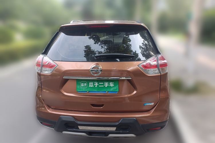Used Nissan X-Trail 2014 2.5L CVT Luxury Edition 4WD Rear