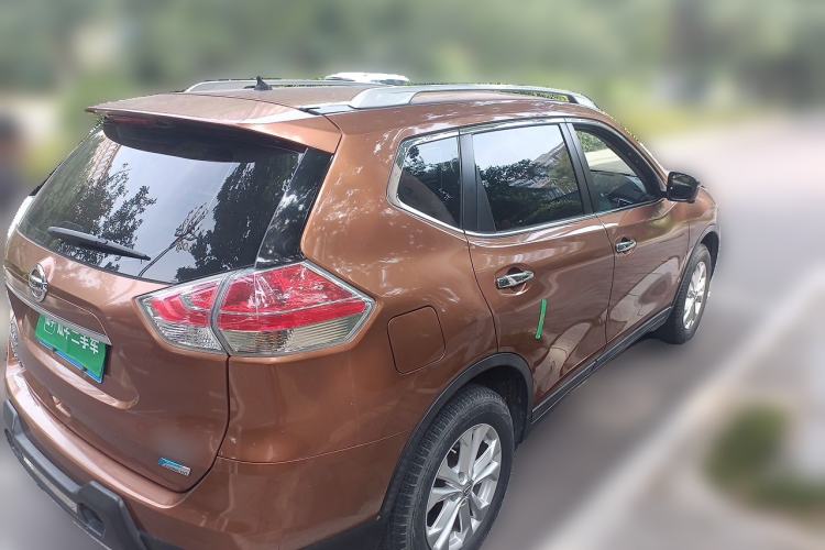 Used Nissan X-Trail 2014 2.5L CVT Luxury Edition 4WD Rear Right 45 Deg
