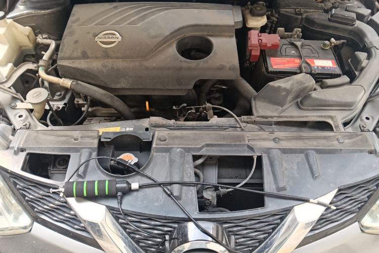 Used Nissan X-Trail 2014 2.0L CVT Comfort Edition 2WD Engine Bay