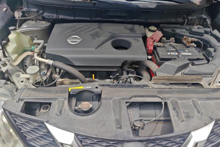 Used Nissan X-Trail 2014 2.0L CVT Comfort Edition 2WD Engine Bay