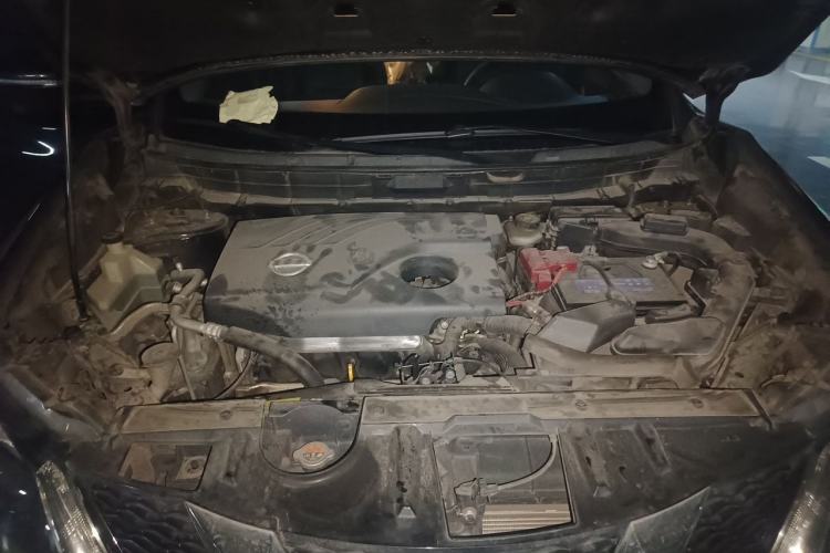 Used Nissan X-Trail 2014 2.0L CVT Smart Edition 2WD Engine Bay