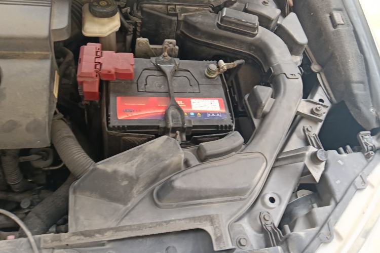 Used Nissan X-Trail 2014 2.0L CVT Comfort Edition 2WD Engine Bay Left