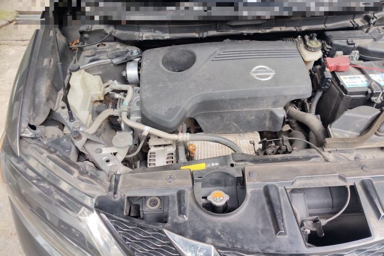 Used Nissan X-Trail 2014 2.5L CVT Luxury Edition 4WD Engine Bay Right