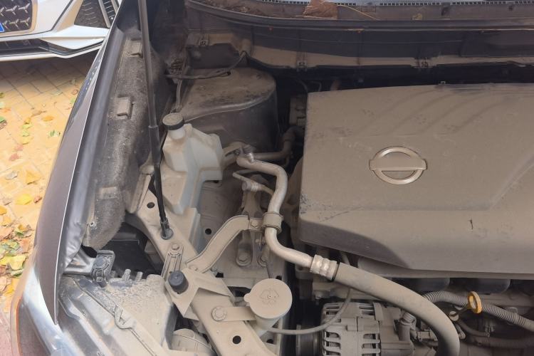 Used Nissan X-Trail 2014 2.0L CVT Smart Edition 2WD Engine Bay Right