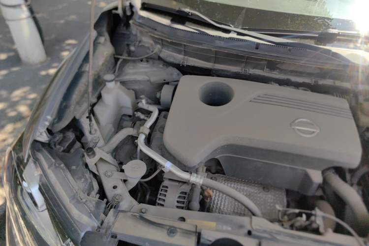 Used Nissan X-Trail 2014 2.5L CVT Ultimate Edition 4WD Engine Bay Right