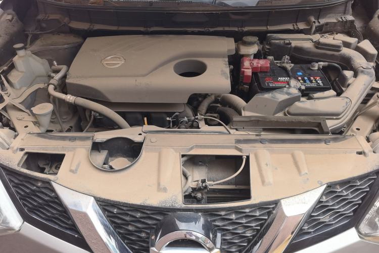 Used Nissan X-Trail 2014 2.0L CVT Smart Edition 2WD Engine Bay