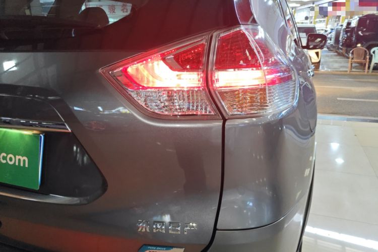 Used Nissan X-Trail 2014 2.0L CVT Smart Edition 2WD Exterior 1