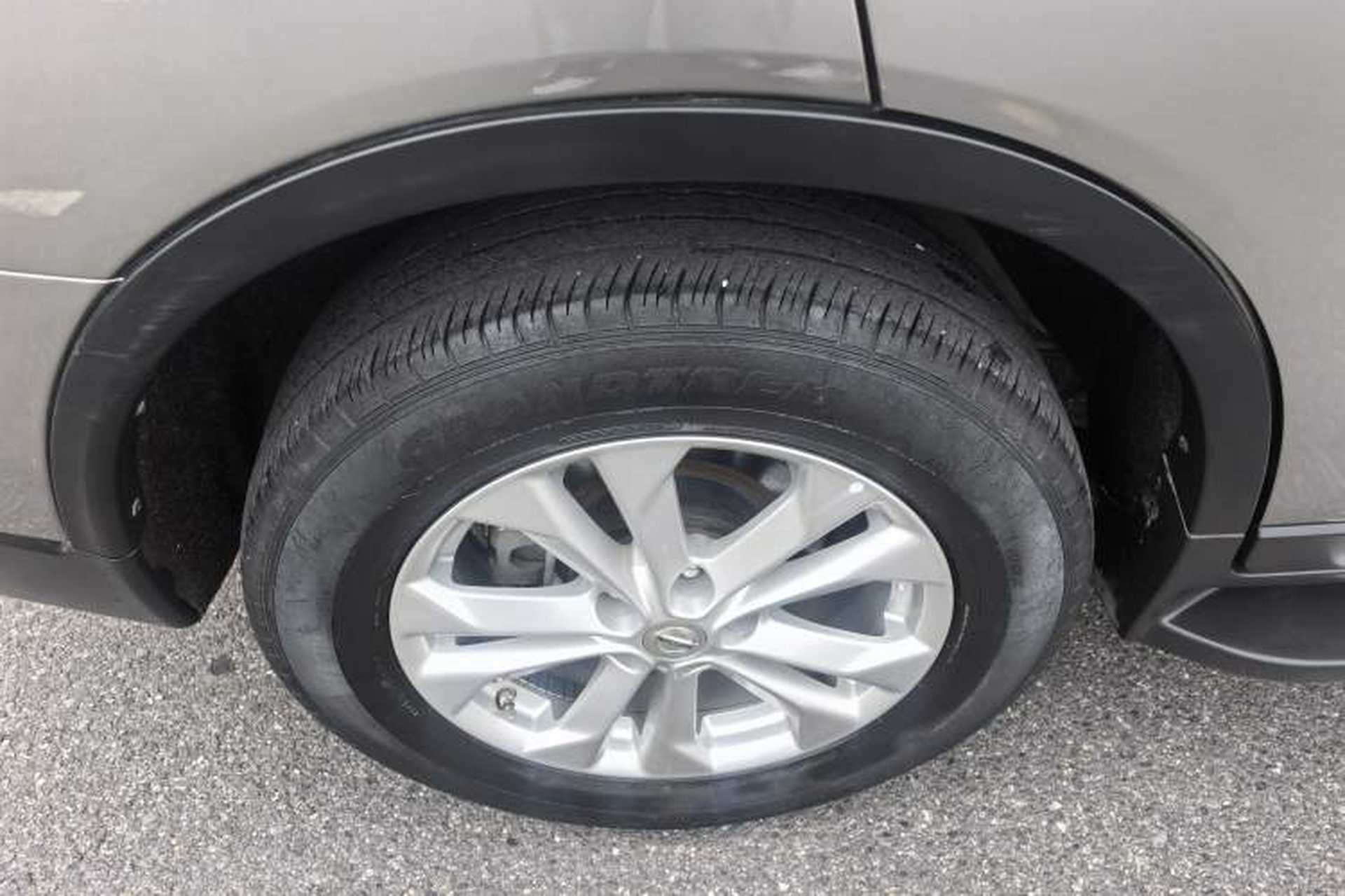 Used Nissan X-Trail 2014 2.5L CVT Luxury Edition 4WD Exterior 11