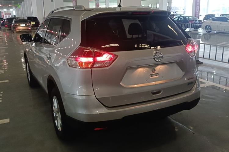 Used Nissan X-Trail 2014 2.0L CVT Comfort Edition 2WD Exterior 2