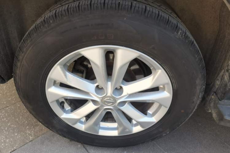 Used Nissan X-Trail 2014 2.0L CVT Comfort Edition 2WD Exterior 5