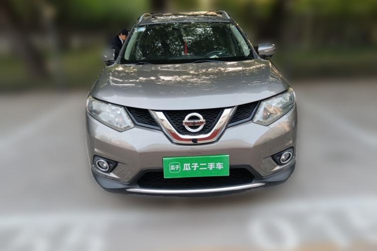 Used Nissan X-Trail 2014 2.5L CVT Luxury Edition 4WD Front