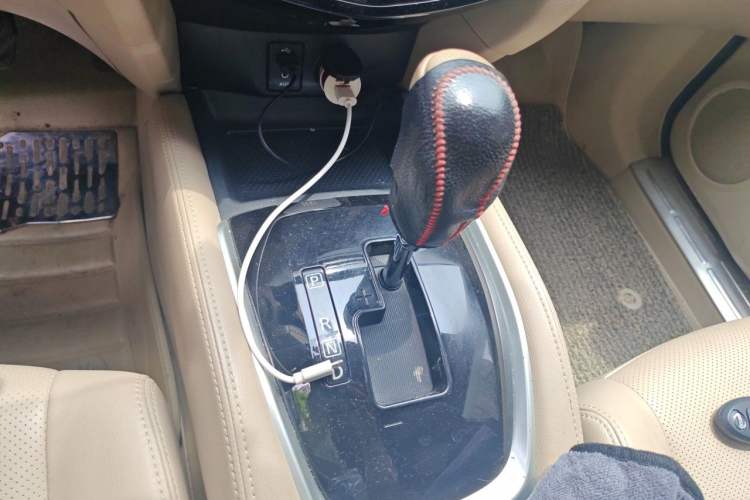 Used Nissan X-Trail 2014 2.0L CVT Comfort Edition 2WD Gear Lever