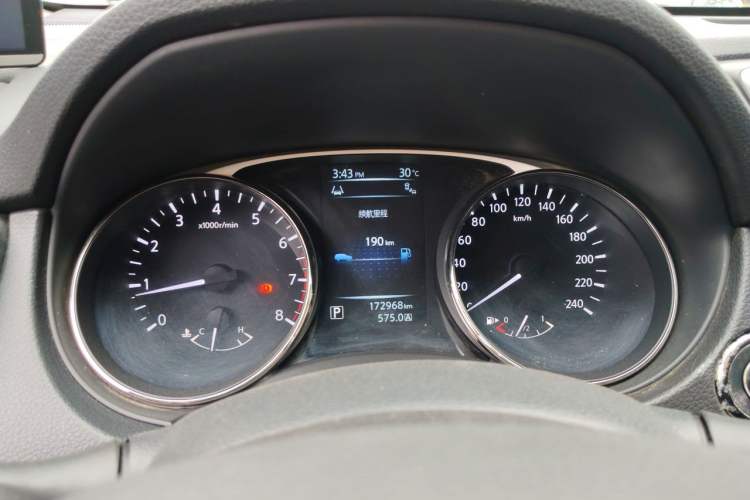 Used Nissan X-Trail 2014 2.5L CVT Luxury Edition 4WD Instrument Cluster