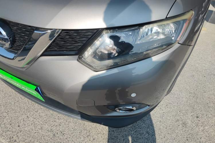 Used Nissan X-Trail 2014 2.5L CVT Luxury Edition 4WD Left Front Headlight