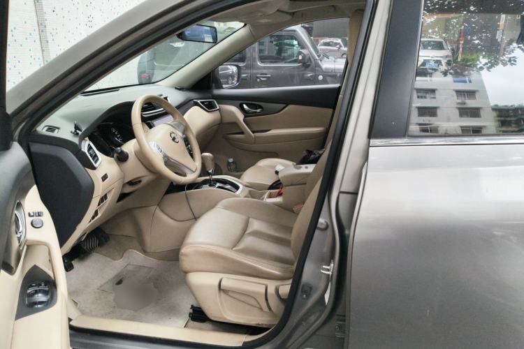 Used Nissan X-Trail 2014 2.0L CVT Comfort Edition 2WD Left Front Seat