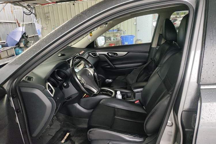 Used Nissan X-Trail 2014 2.0L CVT Comfort Edition 2WD Left Front Seat