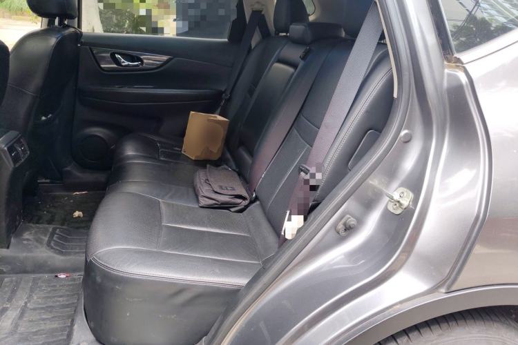Used Nissan X-Trail 2014 2.5L CVT Luxury Edition 4WD Left Rear Seat