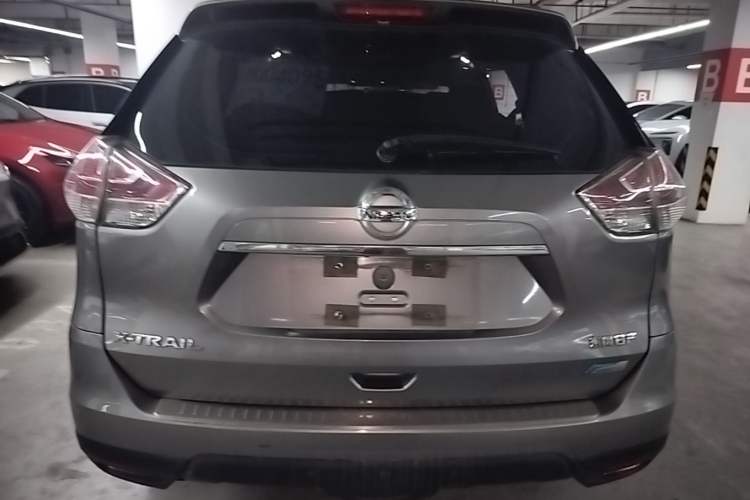 Used Nissan X-Trail 2014 2.0L CVT Comfort Edition 2WD Rear