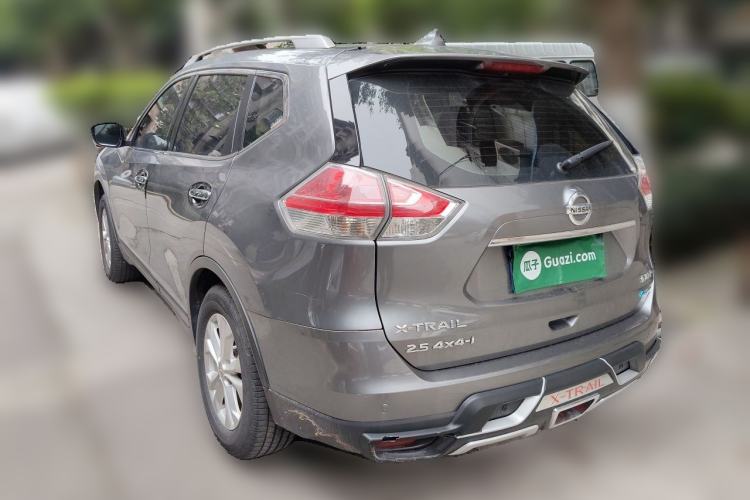 Used Nissan X-Trail 2014 2.5L CVT Luxury Edition 4WD Rear Left 45 Deg