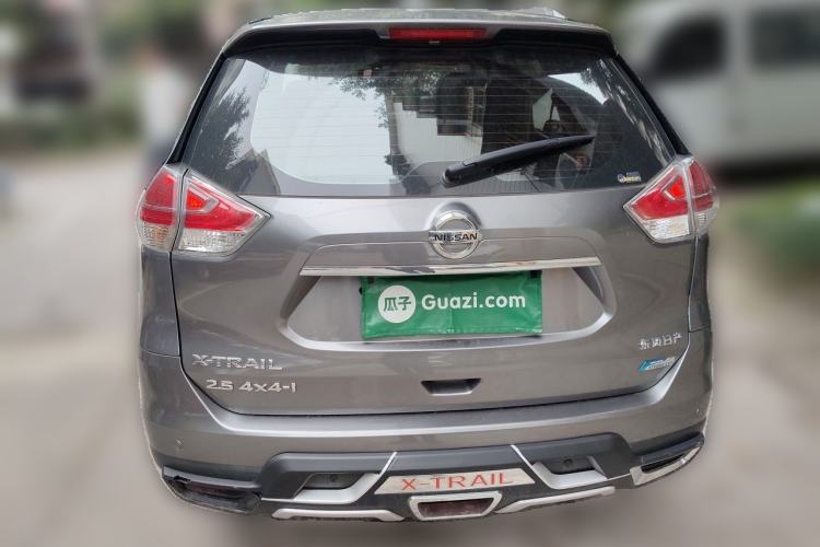 Used Nissan X-Trail 2014 2.5L CVT Luxury Edition 4WD Rear