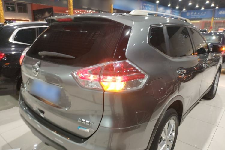 Used Nissan X-Trail 2014 2.0L CVT Comfort Edition 2WD Rear Right 45 Deg