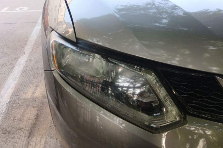 Used Nissan X-Trail 2014 2.5L CVT Luxury Edition 4WD Right Front Headlight