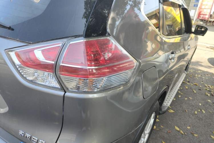 Used Nissan X-Trail 2014 2.0L CVT Comfort Edition 2WD Right Rear Taillight