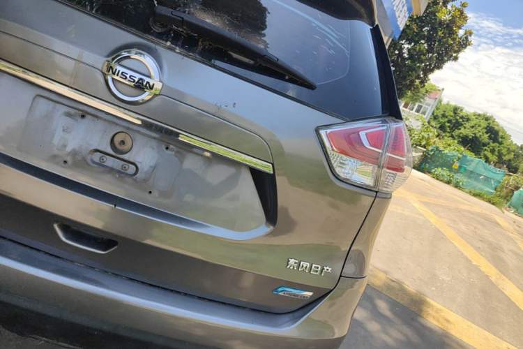 Used Nissan X-Trail 2014 2.0L CVT Comfort Edition 2WD Right Rear Taillight