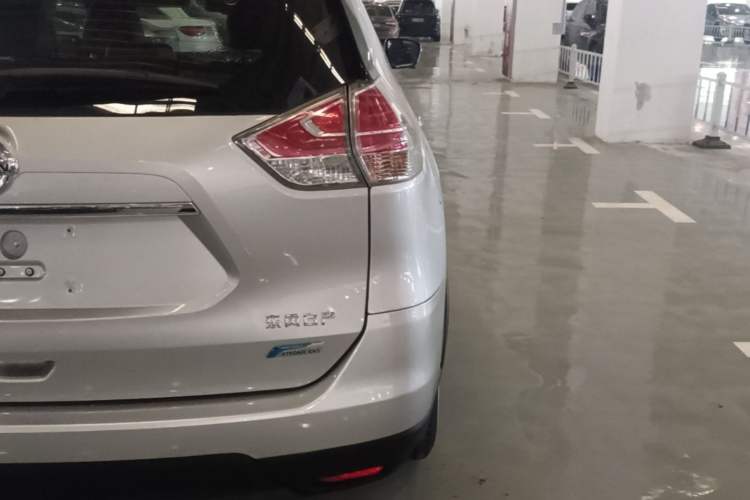 Used Nissan X-Trail 2014 2.0L CVT Comfort Edition 2WD Right Rear Taillight